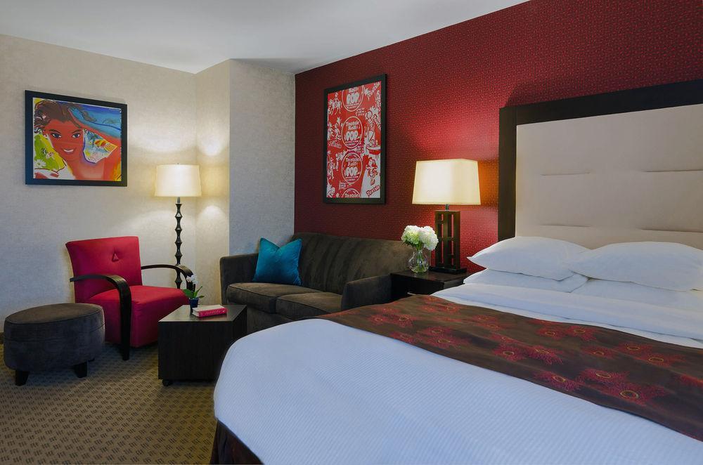 The Lloyd Stamford, Tapestry Collection By Hilton Hotell Exteriör bild