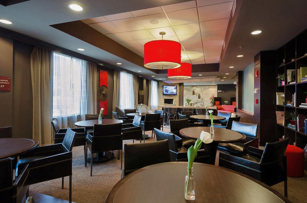 The Lloyd Stamford, Tapestry Collection By Hilton Hotell Exteriör bild