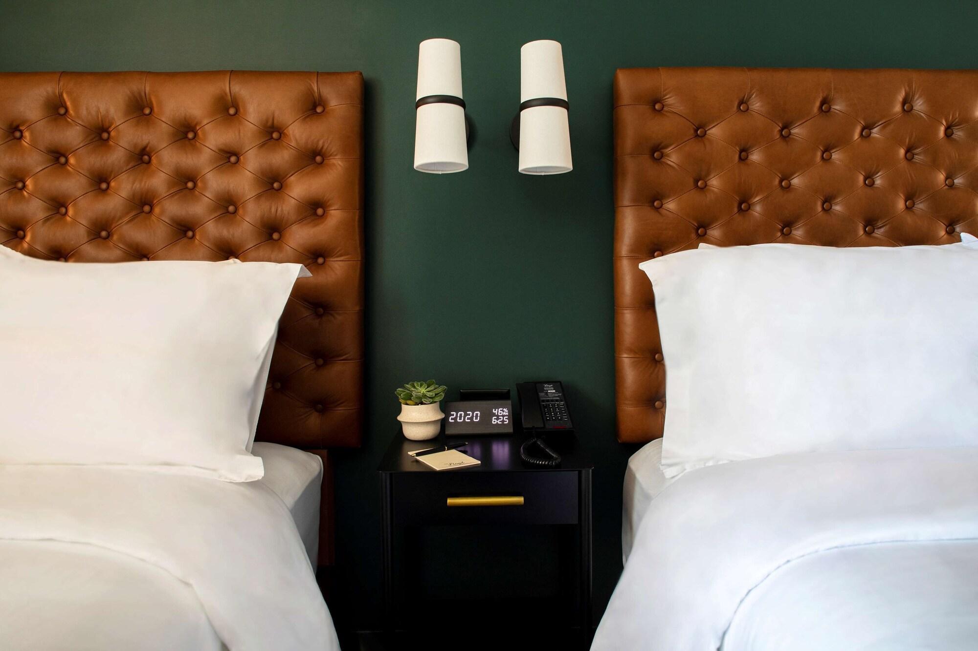 The Lloyd Stamford, Tapestry Collection By Hilton Hotell Exteriör bild