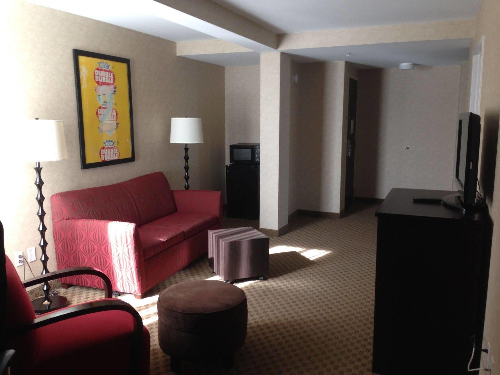 The Lloyd Stamford, Tapestry Collection By Hilton Hotell Exteriör bild